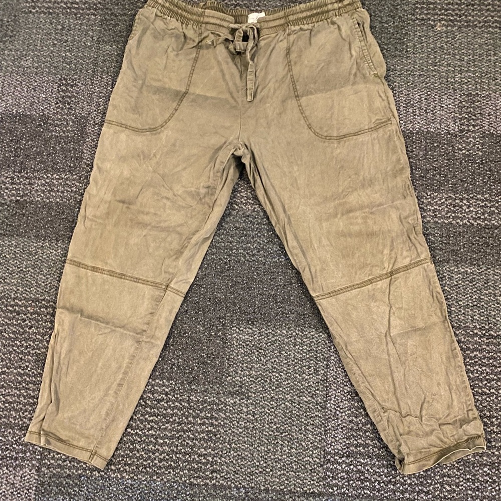 Lou & grey lounge capris, large